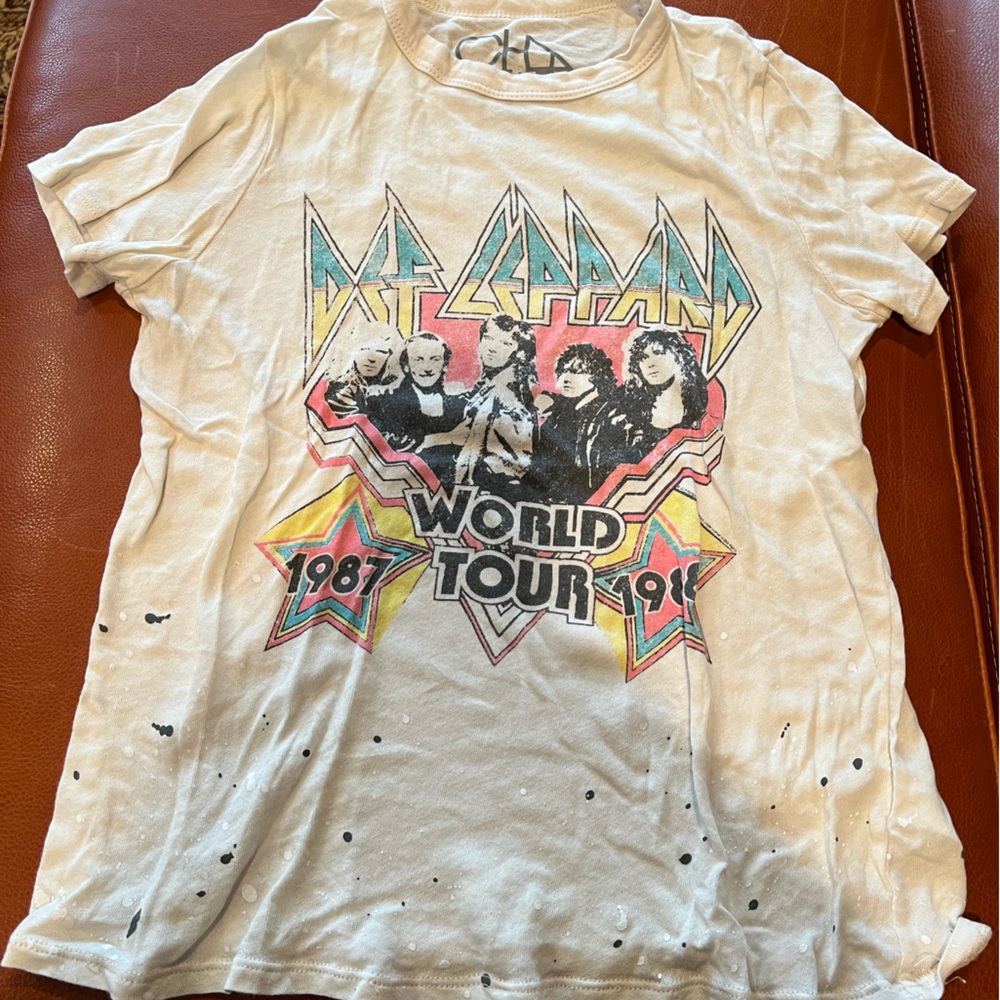 Chaser Def Leopard shirt